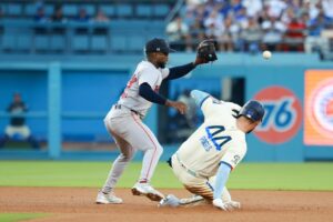 Dodgers, with a big trade win in hand, look to avoid sweep vs. Red Sox