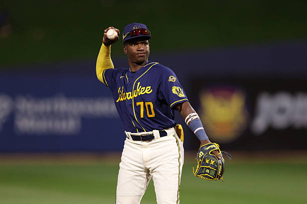 Milwaukee Brewers Promote Prospect SS Luis Pena to Double-A
