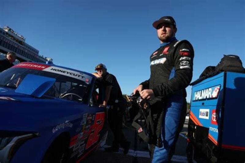 From Rain Delay to Victory Lane: Kaden Honeycutt Takes Control at Kansas