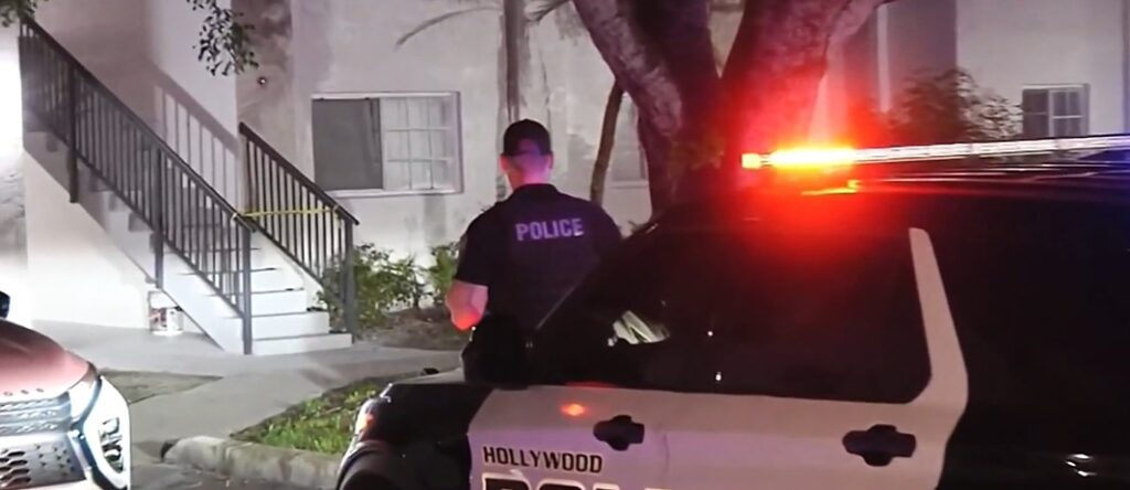 Suspect in Custody After Triple Stabbing in Hollywood, Police Say ...