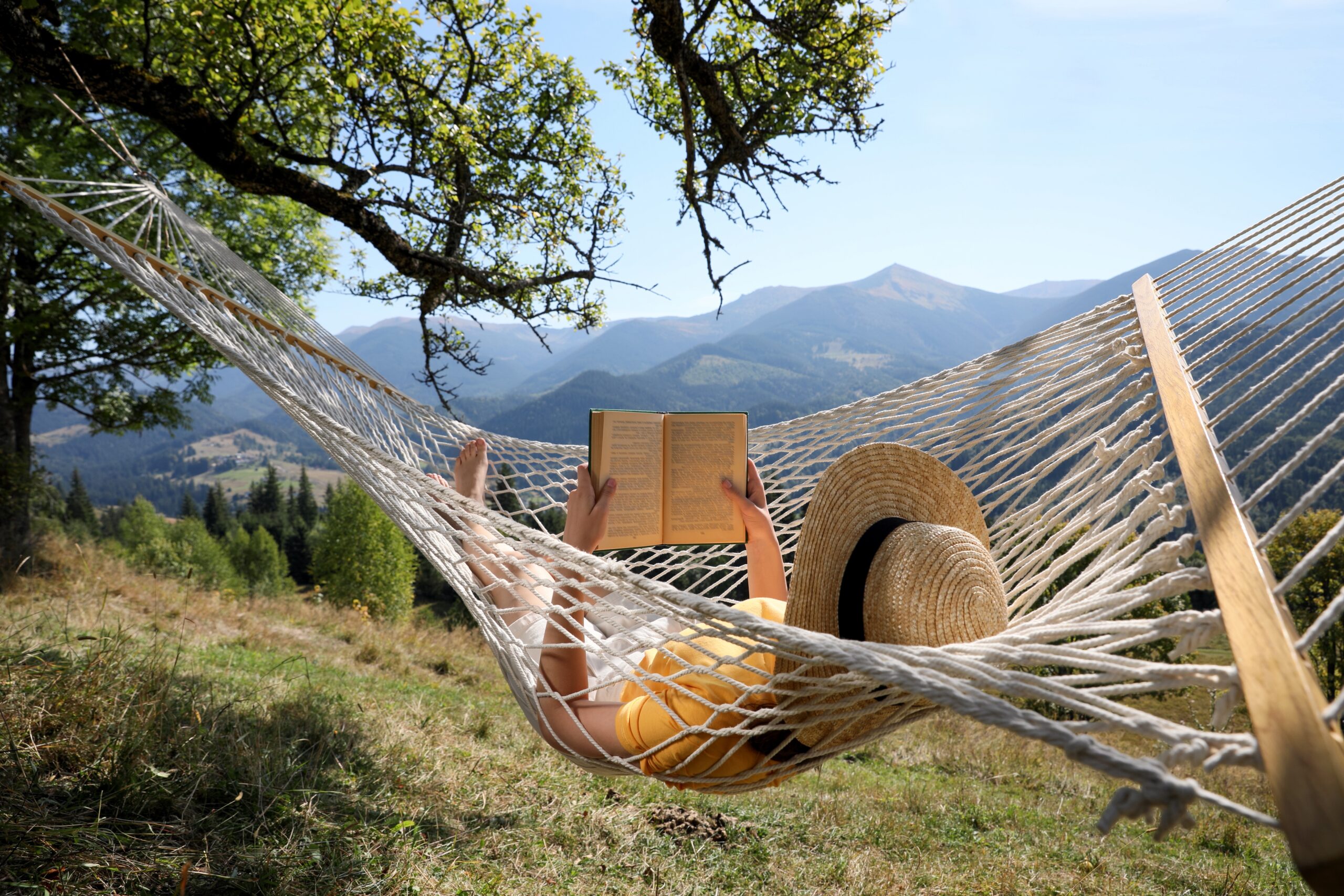 Pleasure Reading Associated With Better Brain Health, Lower Cognitive Decline and Stronger Well-Being