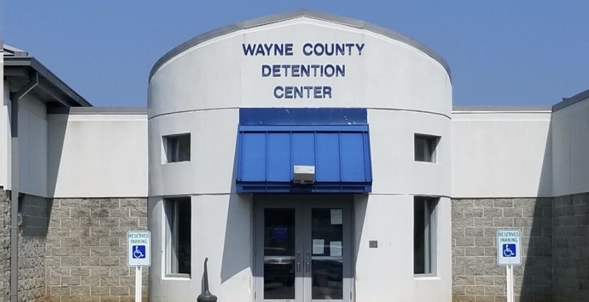 “He’s Barely Breathing”: Kentucky Jail Inmate Dies After Disturbing 911 ...