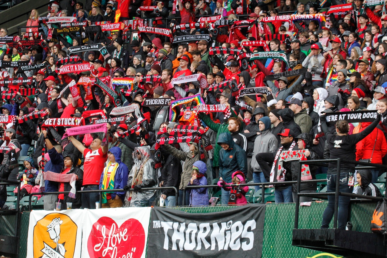 Fan Appreciation Night: Women’s Soccer Team Show Women’s Sports Supporters the Door